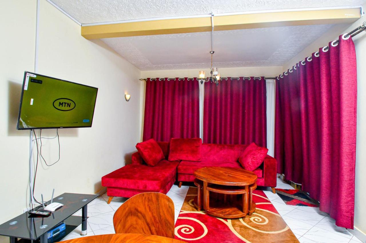 Peace Of Mind Suites Entebbe Buitenkant foto